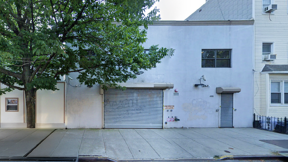 495-497 Graham Ave, Brooklyn, NY for lease - Building Photo - Image 1 of 8