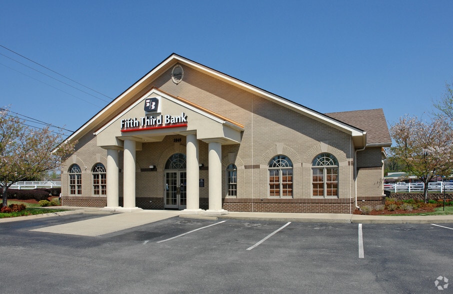 2020 Fieldstone Pkwy, Franklin, TN for lease - Primary Photo - Image 3 of 5