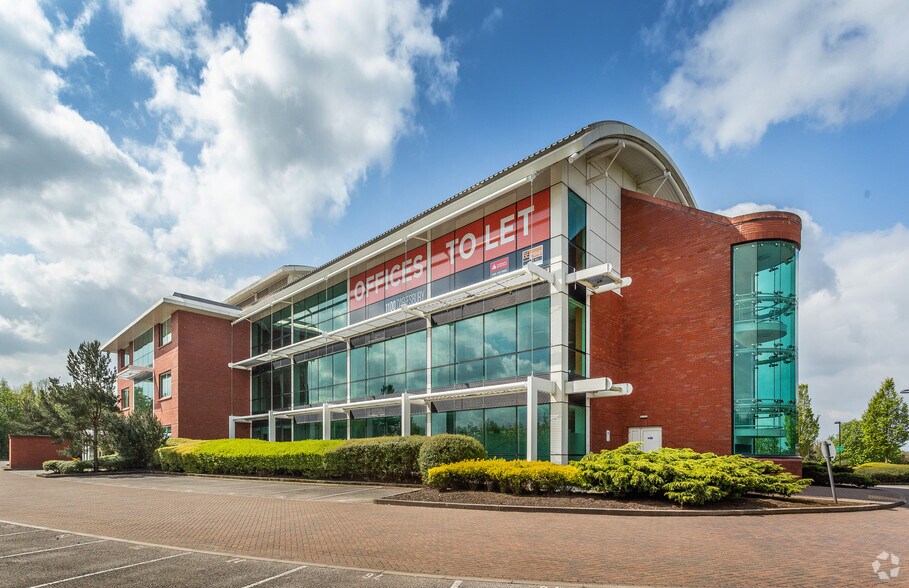 1100 Daresbury Park, Warrington for lease - Building Photo - Image 3 of 28