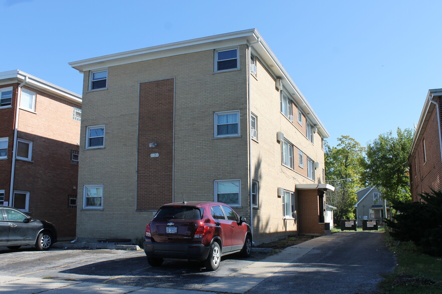 3229 Commercial Ave, South Chicago Heights, IL for sale - Building Photo - Image 2 of 23