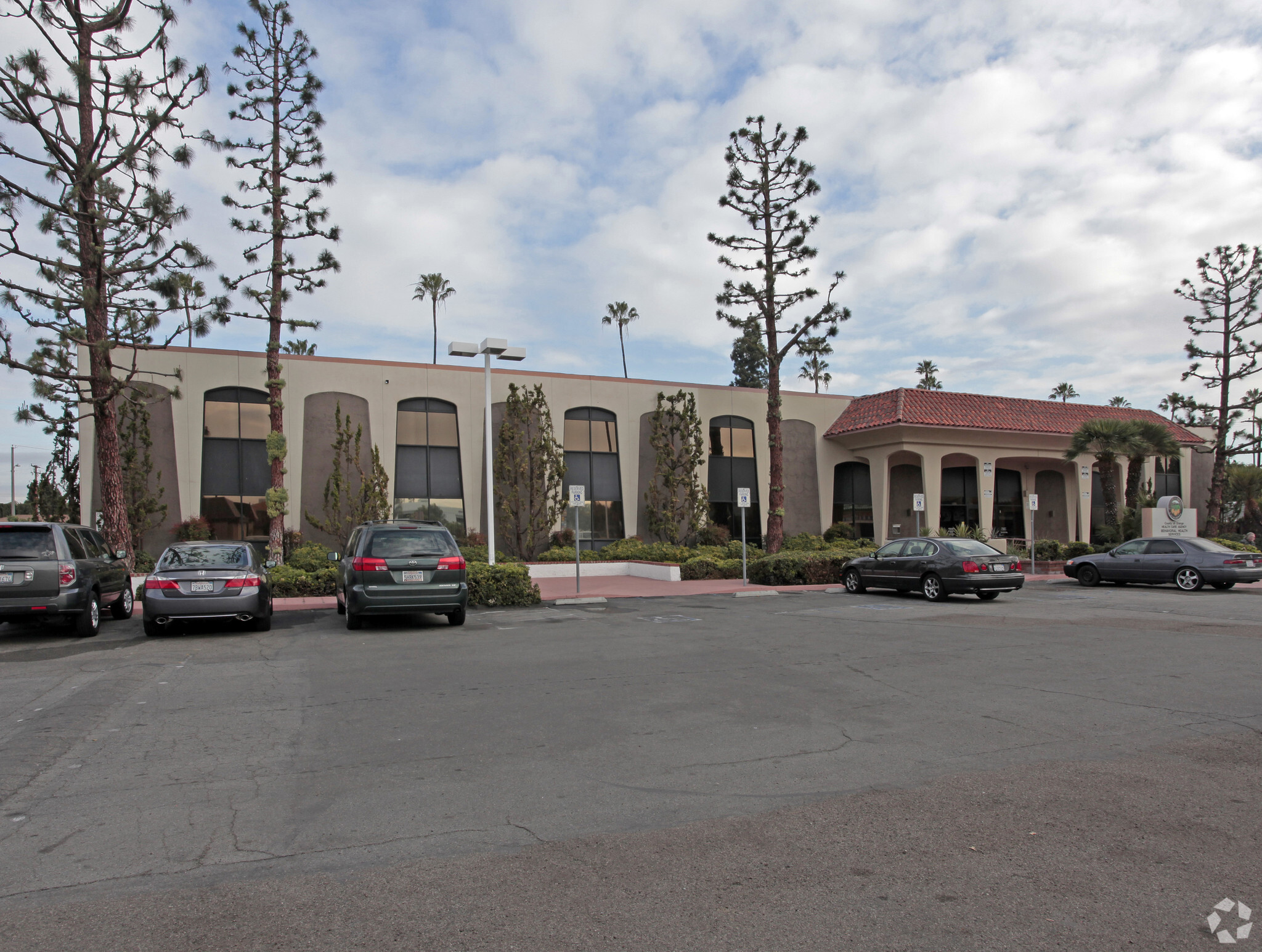 2035 E Ball Rd, Anaheim, CA à vendre Photo du bâtiment- Image 1 de 1