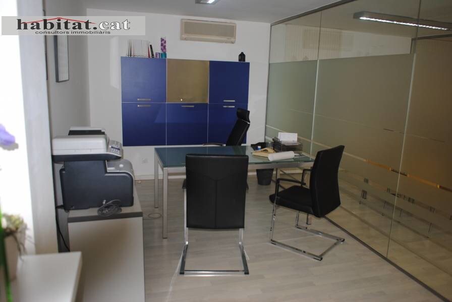 Multifamily in Vilanova i la Geltrú, Barcelona for sale Primary Photo- Image 1 of 4