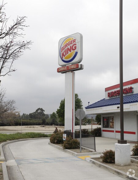 2085 W Holt Ave, Pomona, CA for sale - Building Photo - Image 2 of 3