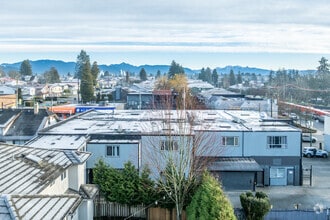 7673 6th St, Burnaby, BC - Aerial map view