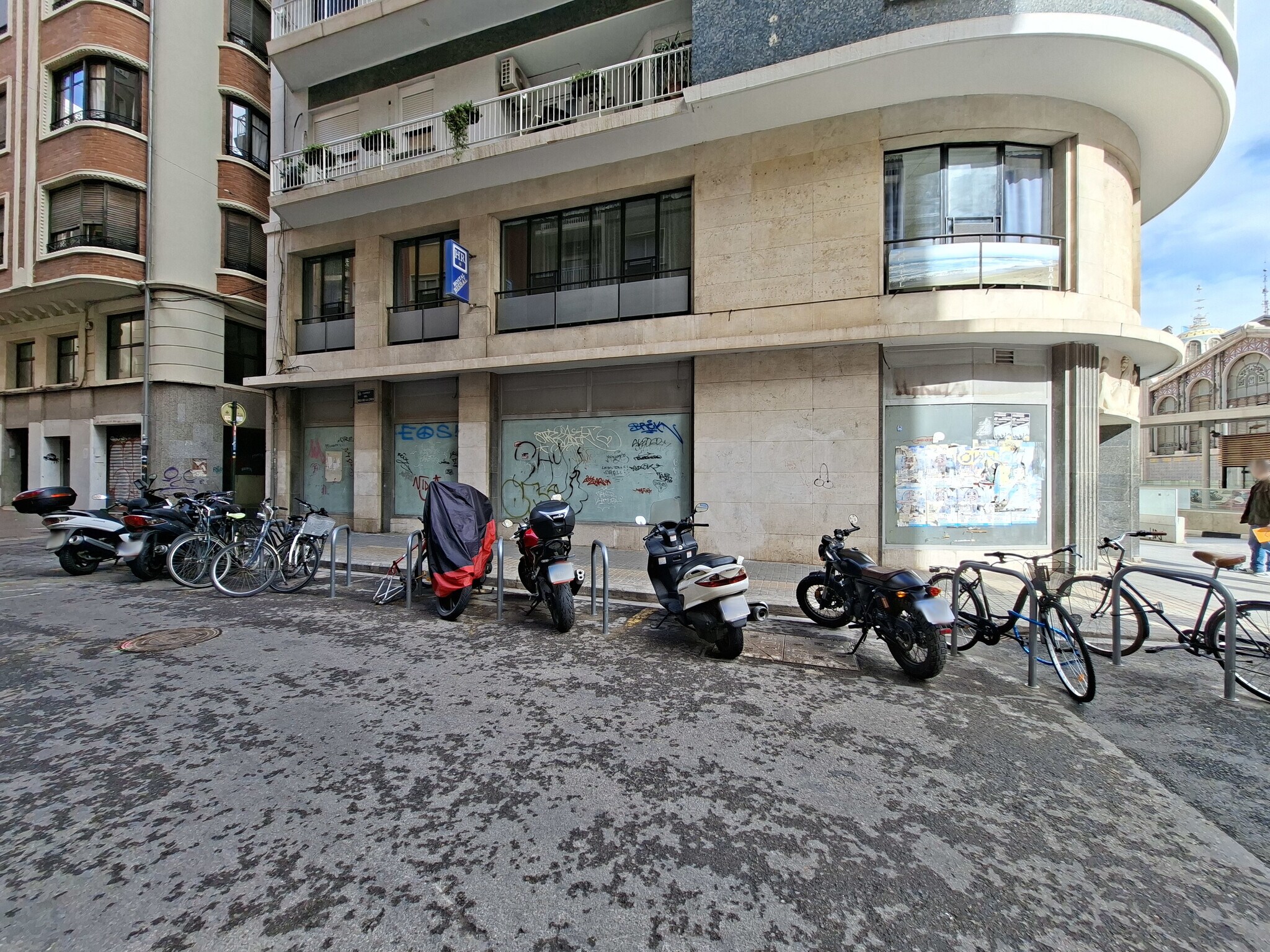 Plaça de la Ciudad de Brujas, 3, València, Valencia for lease Interior Photo- Image 1 of 9