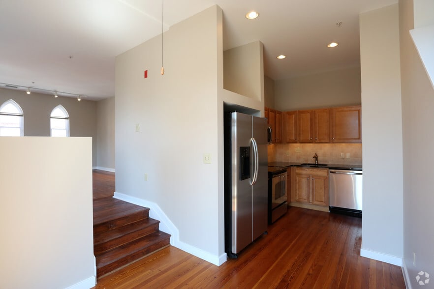 125 W Saratoga St, Baltimore, MD for sale - Interior Photo - Image 3 of 45