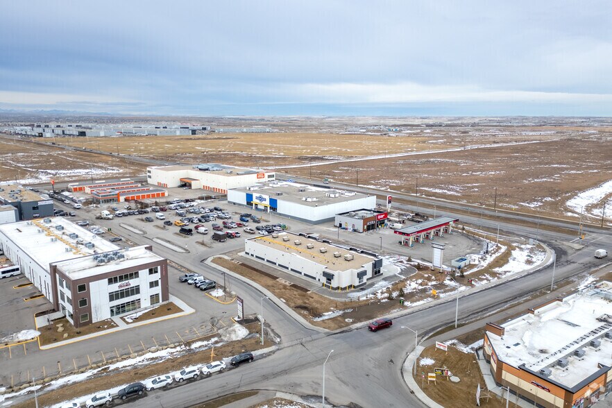 11281 38 St NE, Calgary, AB à louer - Aérien - Image 3 de 3