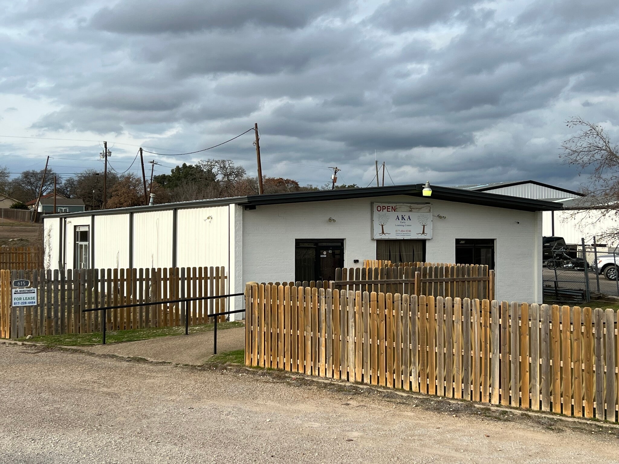 615 N Broadway St, Joshua, TX for lease Building Photo- Image 1 of 11