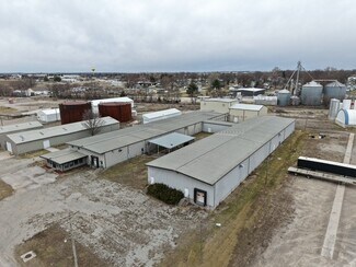 Plus de détails pour 403 W 1st St, Wilton, IA - Industriel à louer