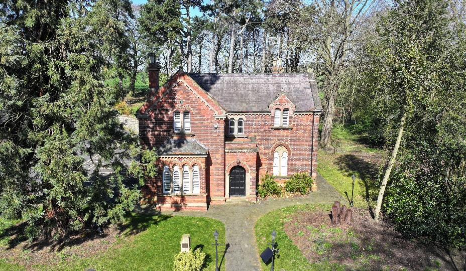 Mansfield Rd, Arnold for sale Building Photo- Image 1 of 22