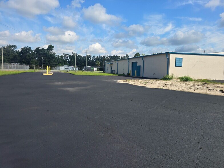 1251 US-98 W, Perry, FL à louer - Photo du bâtiment - Image 3 de 5