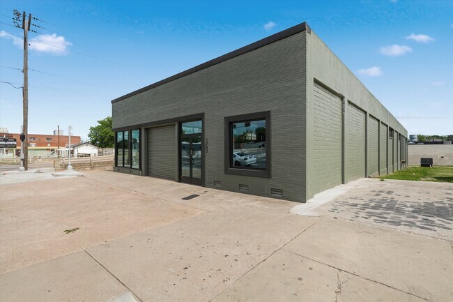 Plus de détails pour 1702 Franklin Ave, Waco, TX - Industriel à louer