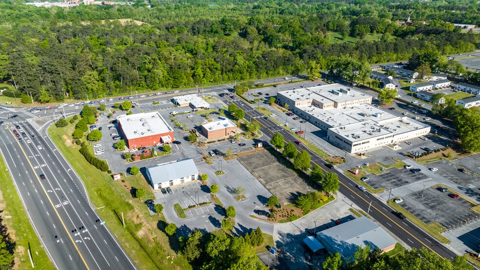 10 Redmond Rd, Rome, GA à louer - Photo du bâtiment - Image 3 de 6