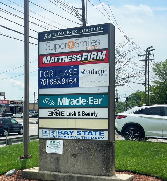 54 Middlesex Tpke, Burlington, MA à louer - Photo du bâtiment - Image 2 de 4