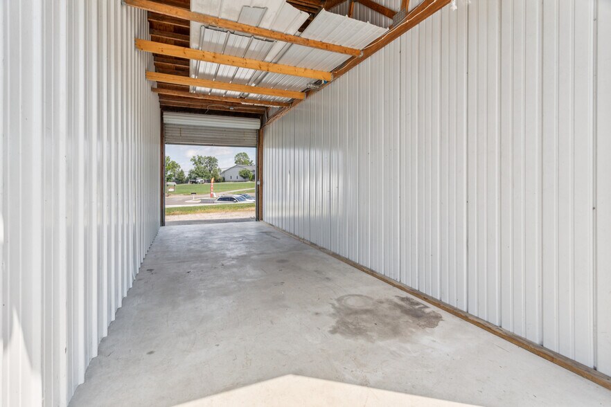 715 N Sandusky St, Mount Vernon, OH à vendre - Photo du bâtiment - Image 2 de 46