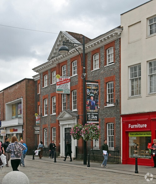 39-39a High St, High Wycombe for lease - Building Photo - Image 2 of 19