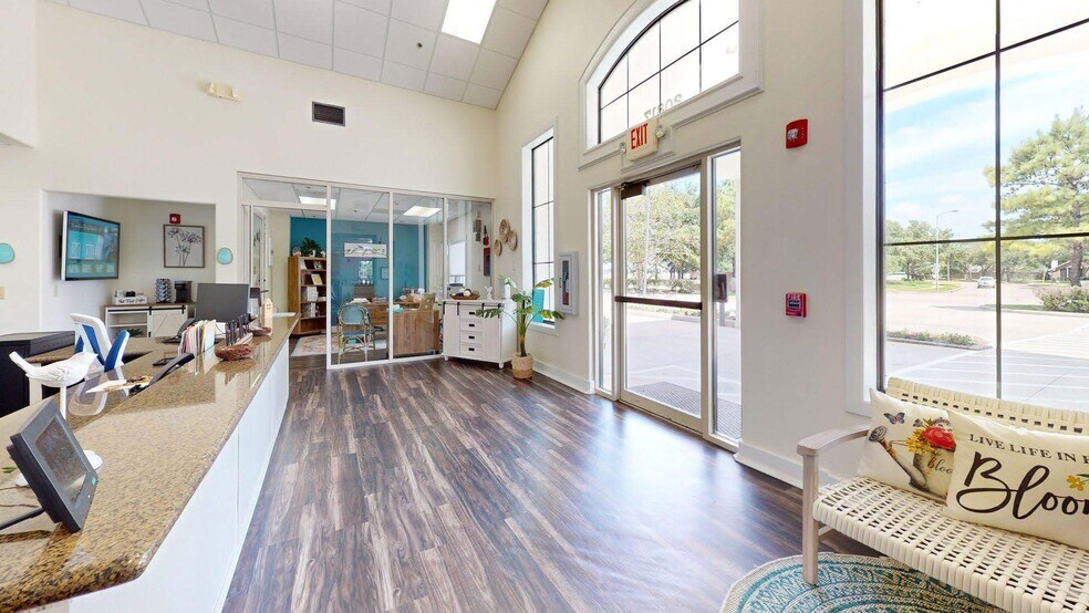 20817 Westheimer Pky, Katy, TX à louer - Photo intérieure - Image 2 de 5