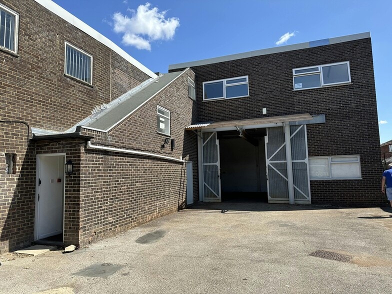 Thame Rd, Haddenham for lease - Building Photo - Image 1 of 6