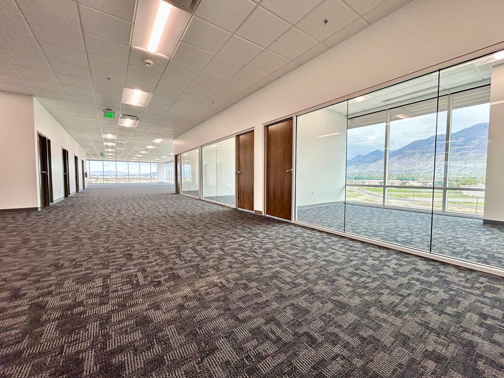 1064 S North County Blvd, Pleasant Grove, UT for lease Interior Photo- Image 1 of 7