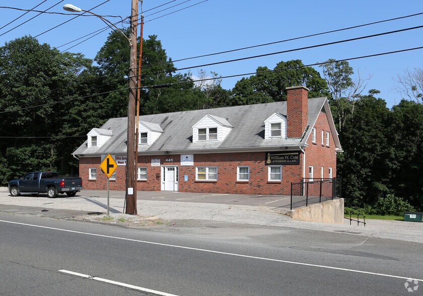445 New Haven Ave, Derby, CT à louer - Photo du bâtiment - Image 3 de 6