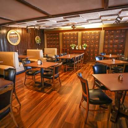 9 Willow St, Oswego, NY à vendre - Photo intérieure - Image 2 de 10