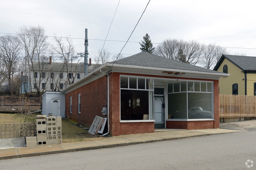 142 Duke St, East Greenwich, RI for sale - Building Photo - Image 2 of 3