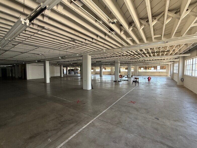 865 Isabella St, Oakland, CA à vendre - Photo du bâtiment - Image 3 de 30