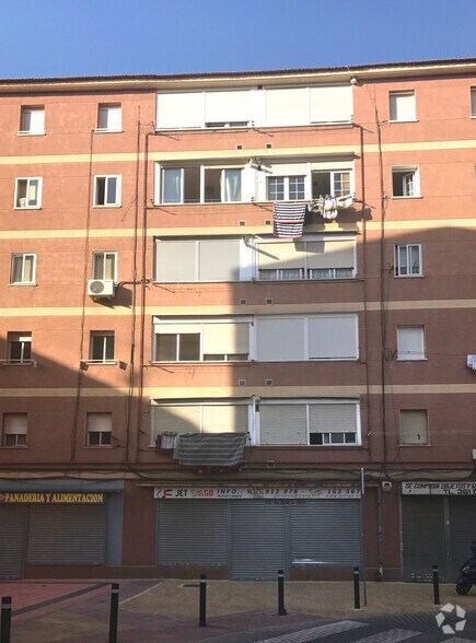 Calle Camelias, 5, Getafe, Madrid à louer - Photo du bâtiment - Image 2 de 2