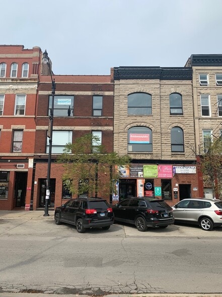 1860-1862 S Blue Island Ave, Chicago, IL for lease - Building Photo - Image 2 of 5