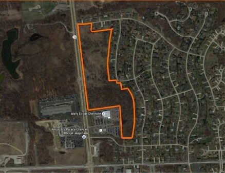 3677 S Lapeer Rd, Orion Township, MI à vendre - Photo principale - Image 2 de 8