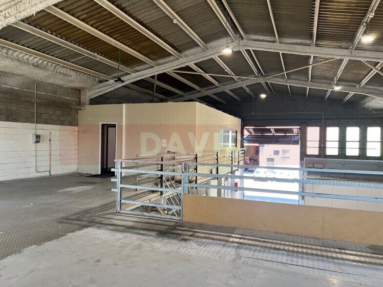 Industrial in Viladecans, Barcelona for lease - Interior Photo - Image 2 of 4