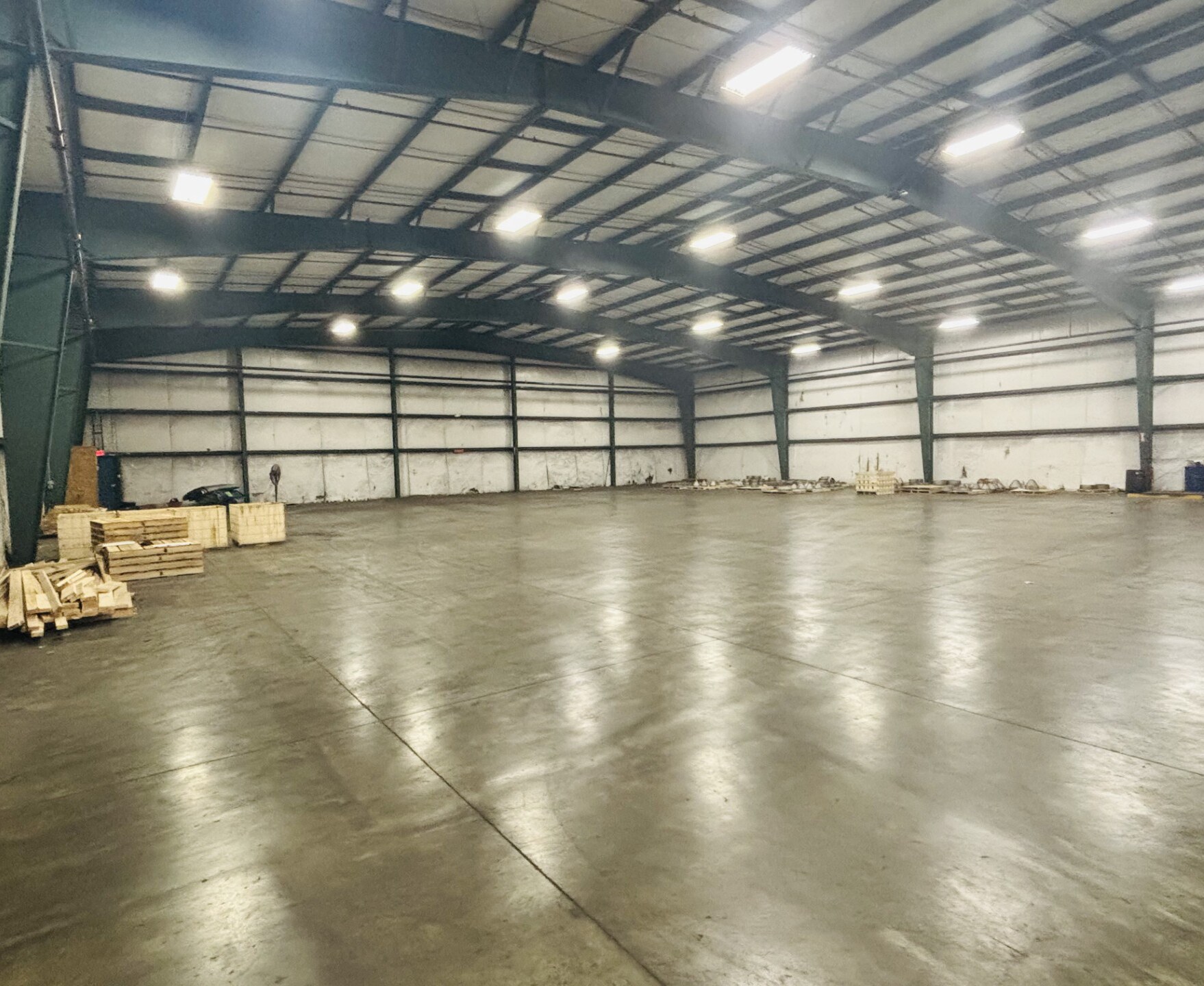 9900 Harrison, Romulus, MI à louer Photo intérieure- Image 1 de 4