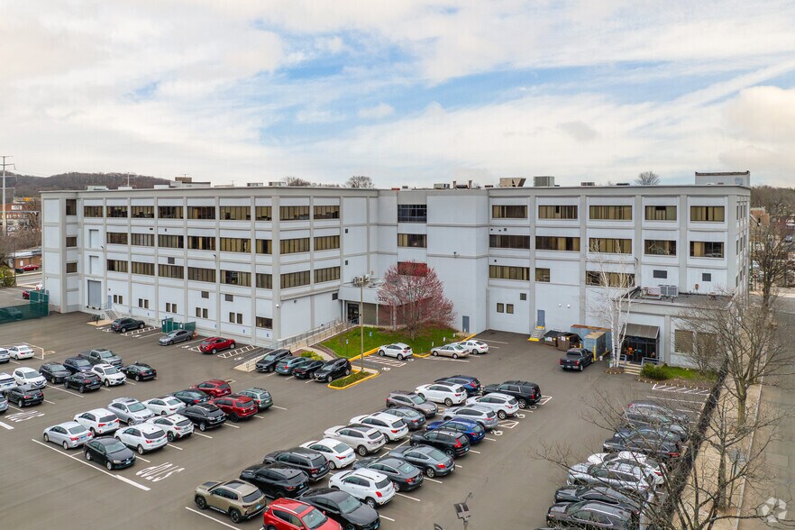 370 James St, New Haven, CT à louer - Photo principale - Image 1 de 9