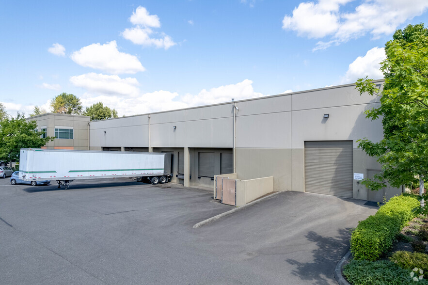 710 Sw 34th St, Renton, WA for lease - Building Photo - Image 1 of 5