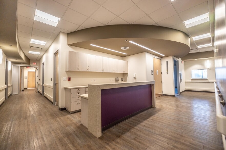 706 N McQueen Rd, Gilbert, AZ for lease - Building Photo - Image 3 of 22