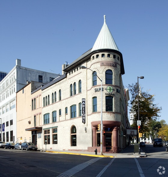 106 E Doty St, Madison, WI à louer - Photo du bâtiment - Image 3 de 20
