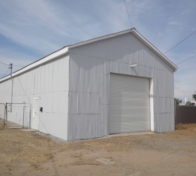232 W Napa Ave, Fresno, CA for sale - Building Photo - Image 2 of 5