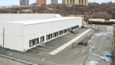 6001 Tonnelle Ave, North Bergen, NJ à louer Photo du bâtiment- Image 2 de 12