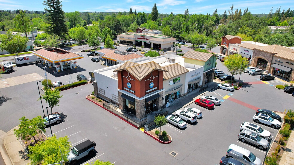 187 Blue Ravine Rd, Folsom, CA à louer - Photo du bâtiment - Image 3 de 11