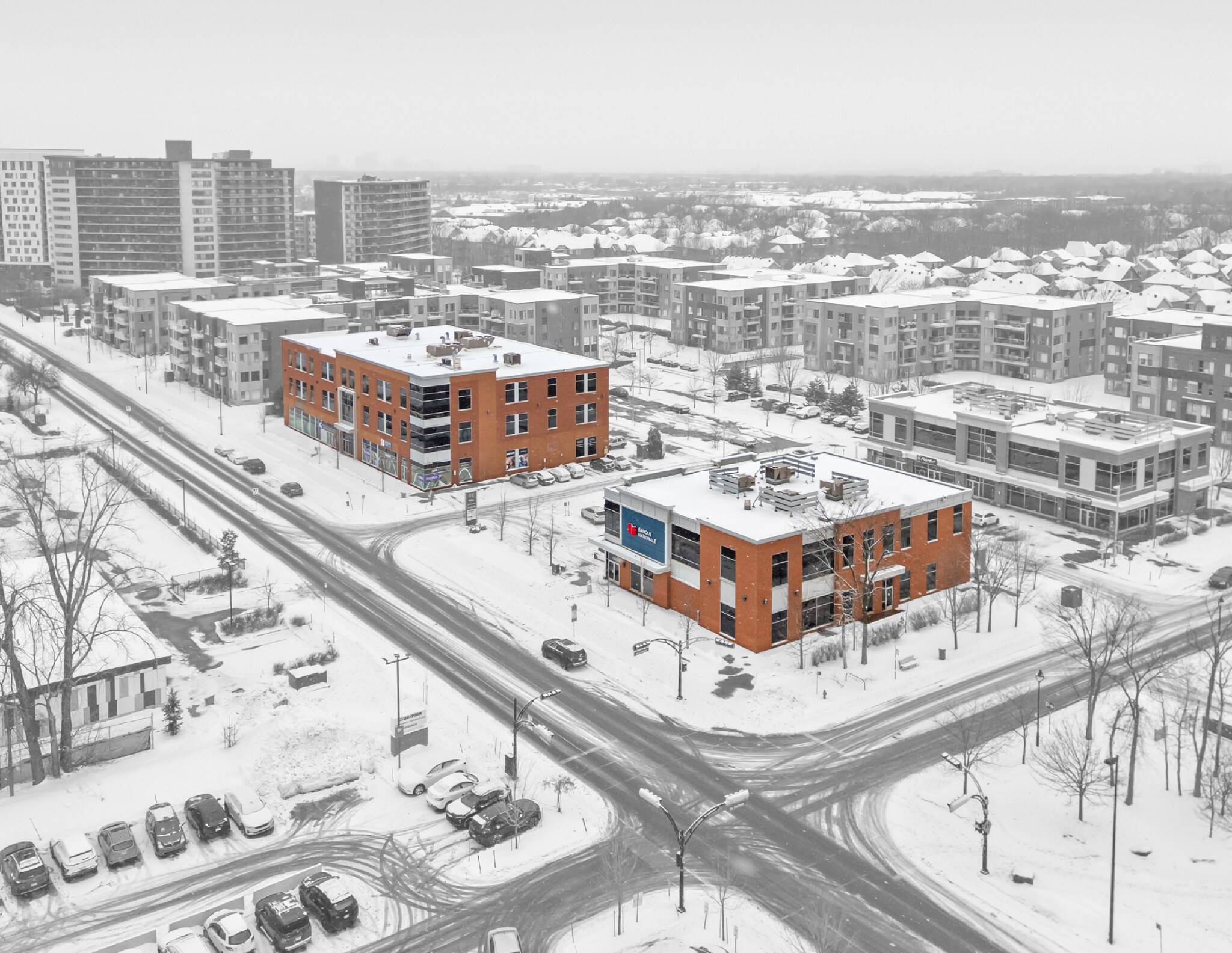 1275 Ch du Tremblay, Longueuil, QC for lease Interior Photo- Image 1 of 9