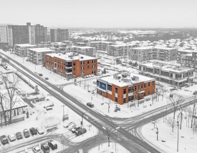 1275 Ch du Tremblay, Longueuil, QC for lease Interior Photo- Image 1 of 9