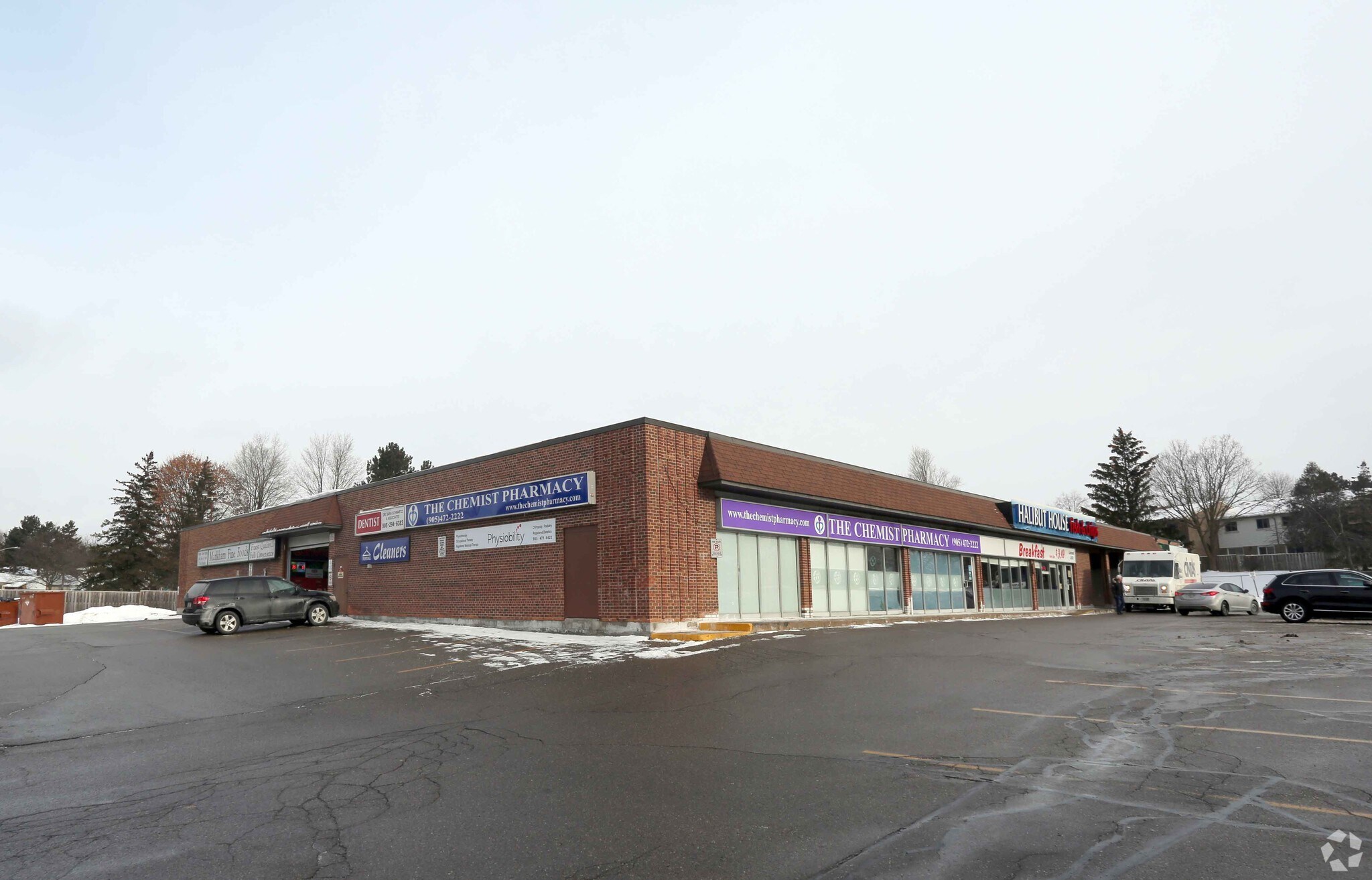 3-27 Wootten Way N, Markham, ON à vendre Photo principale- Image 1 de 1