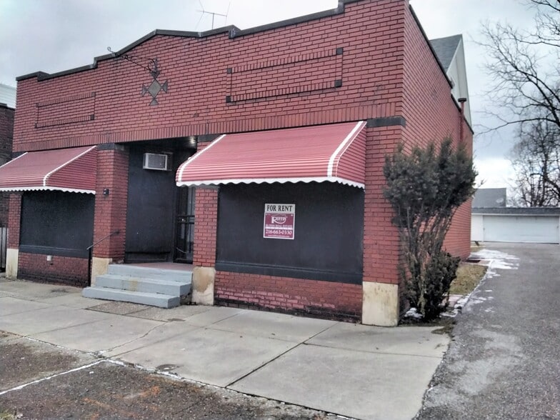 17051 Libby Rd, Maple Heights, OH for lease - Building Photo - Image 2 of 33