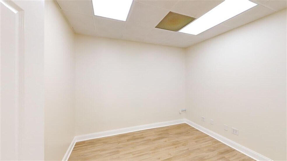 218 W Main St, Auburn, KY à vendre - Photo du bâtiment - Image 2 de 18