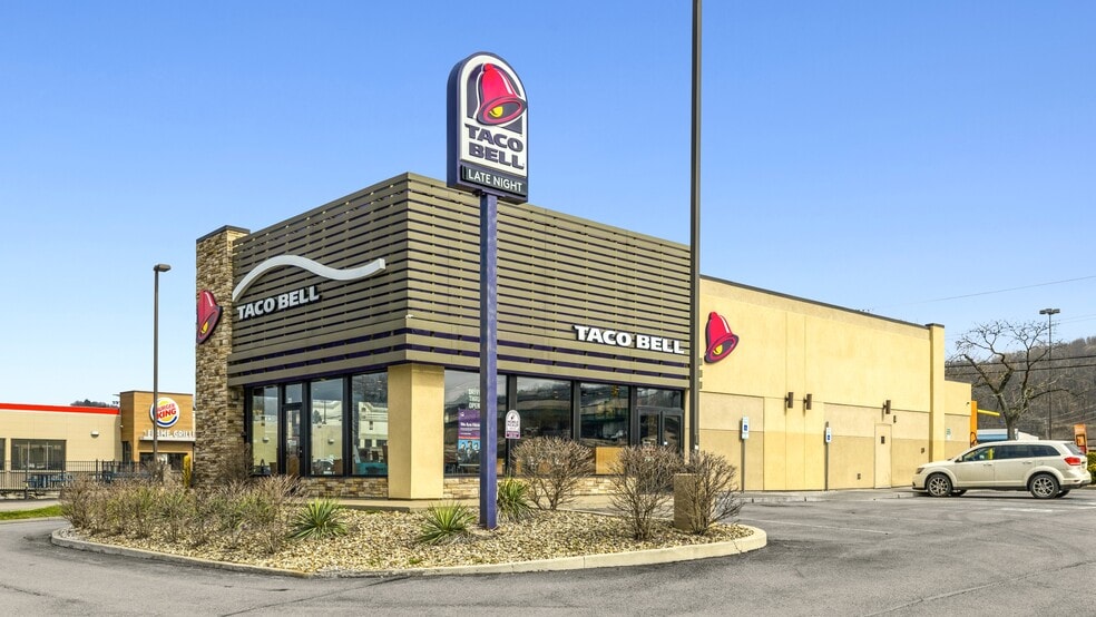 1680 W State St, Baden, PA for sale - Building Photo - Image 2 of 8