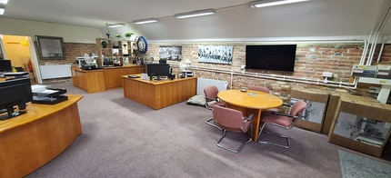 Castle Ln, West Grinstead for lease Interior Photo- Image 2 of 2