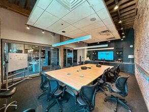 1027-1031 W Madison St, Chicago, IL for lease Interior Photo- Image 2 of 9