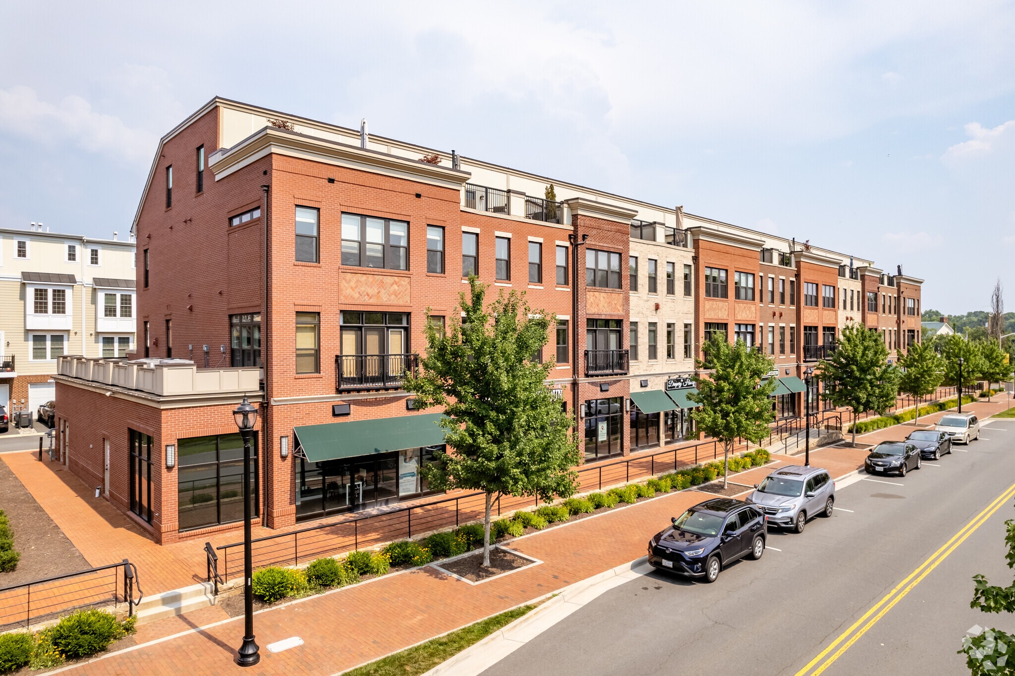200-225 Crescent Station Terr, Leesburg, VA for sale Building Photo- Image 1 of 26