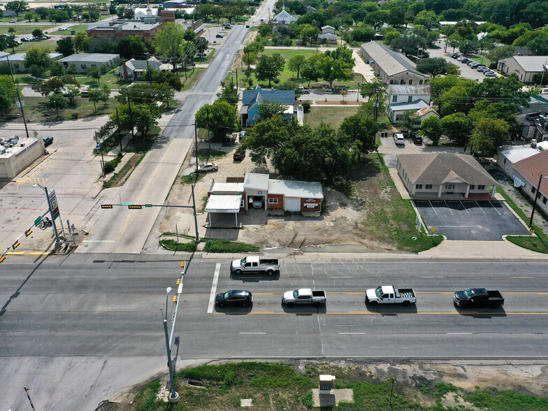 101 N Highway 183, Leander, TX à vendre - Photo du bâtiment - Image 1 de 1