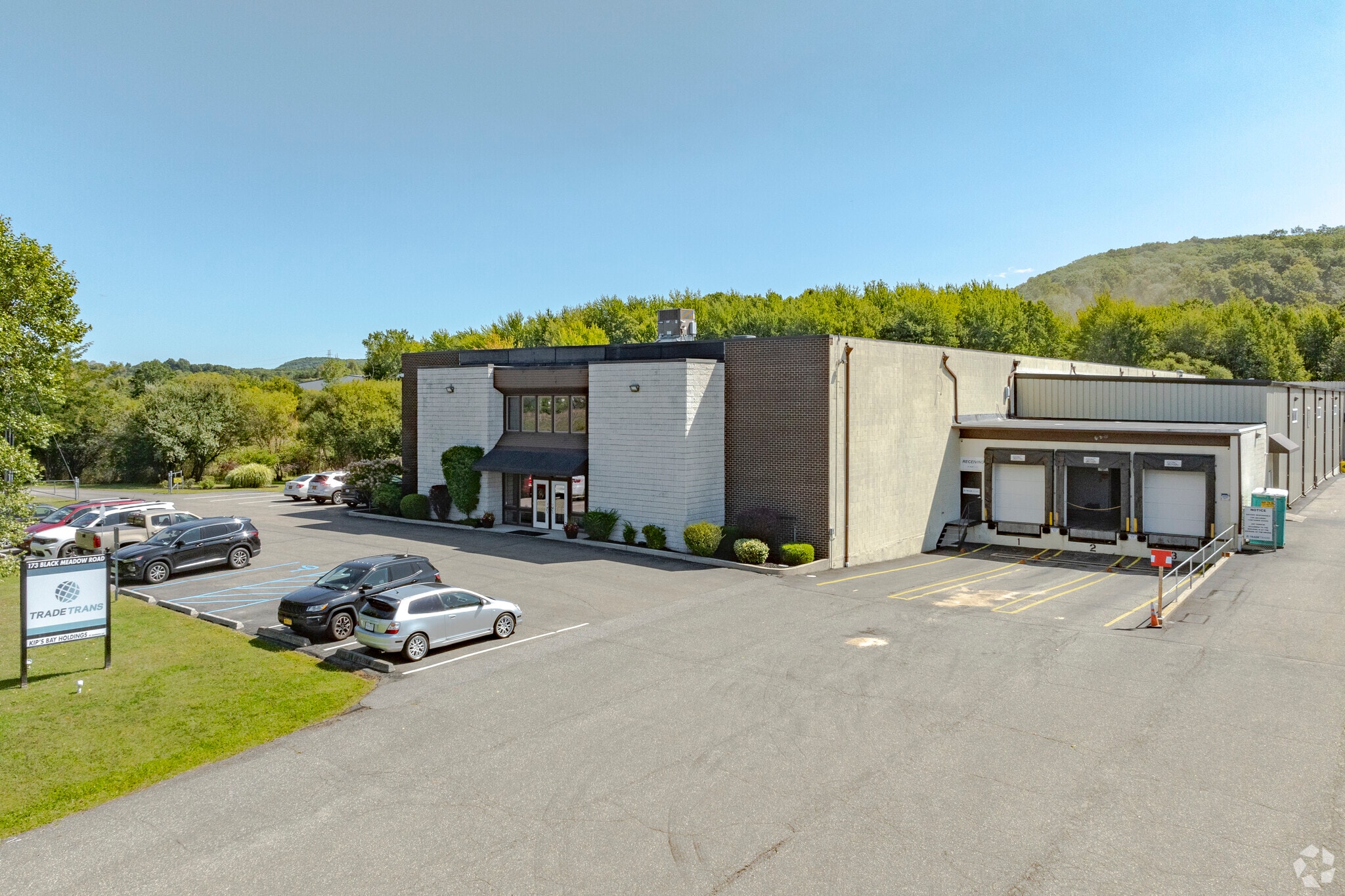 173 Black Meadow Rd, Chester, NY for lease Primary Photo- Image 1 of 5